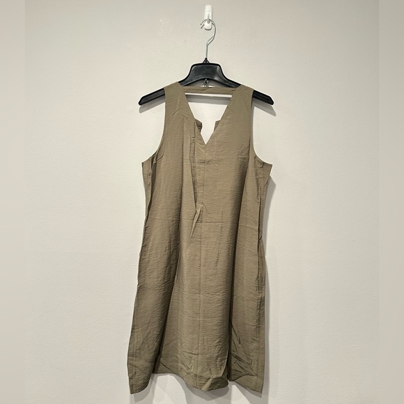 Banana Republic Womens V Neck Sleeveless Dress Olive Green Medium - Picture 4 of 6